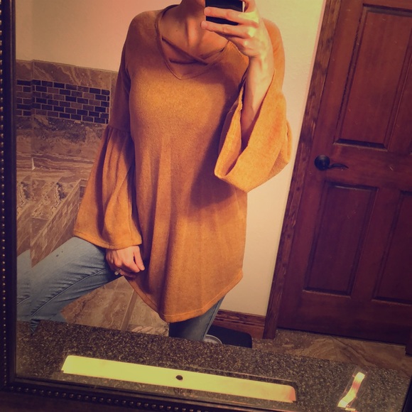 NEW Long Sleeve Long Length Sweater Bell Sleeves - Picture 1 of 2